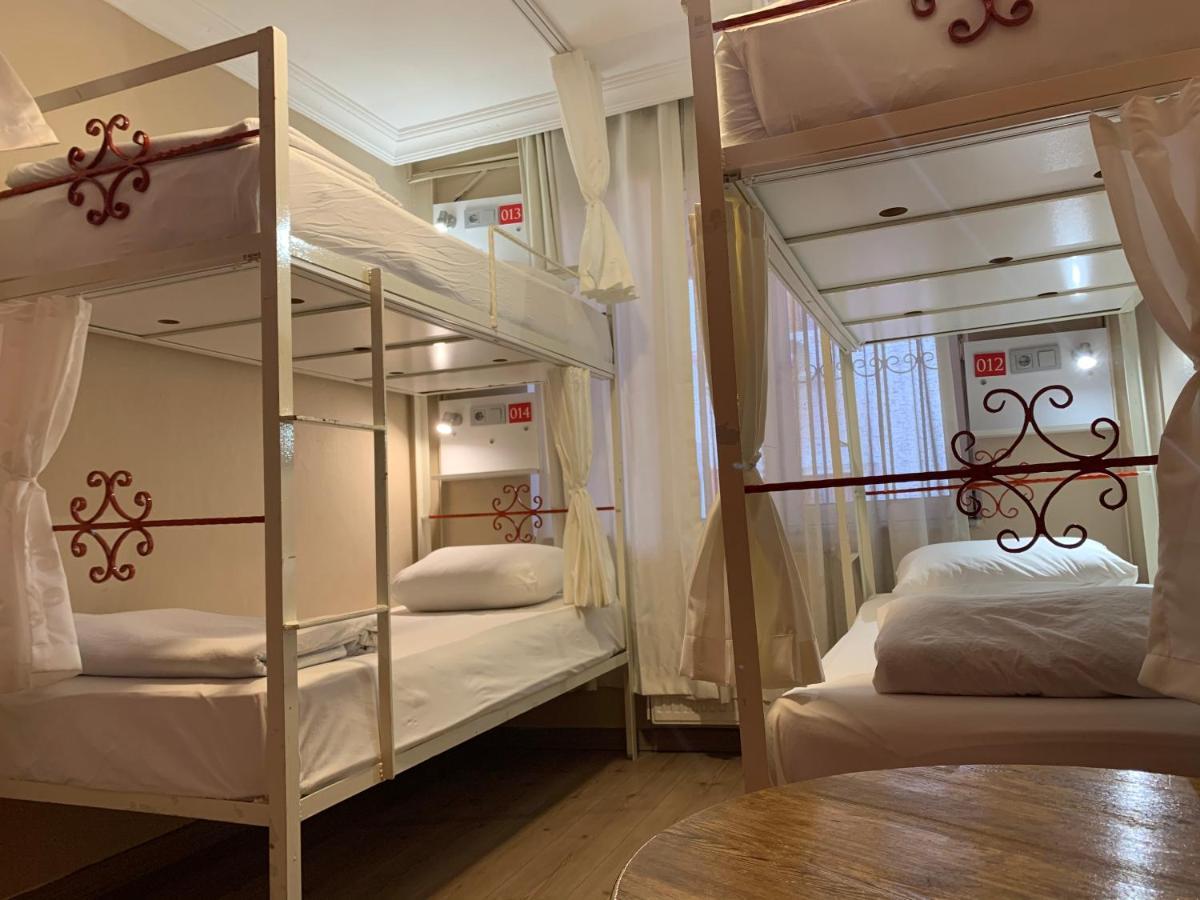 Hostel Antique